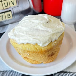 Cinnamon Roll*