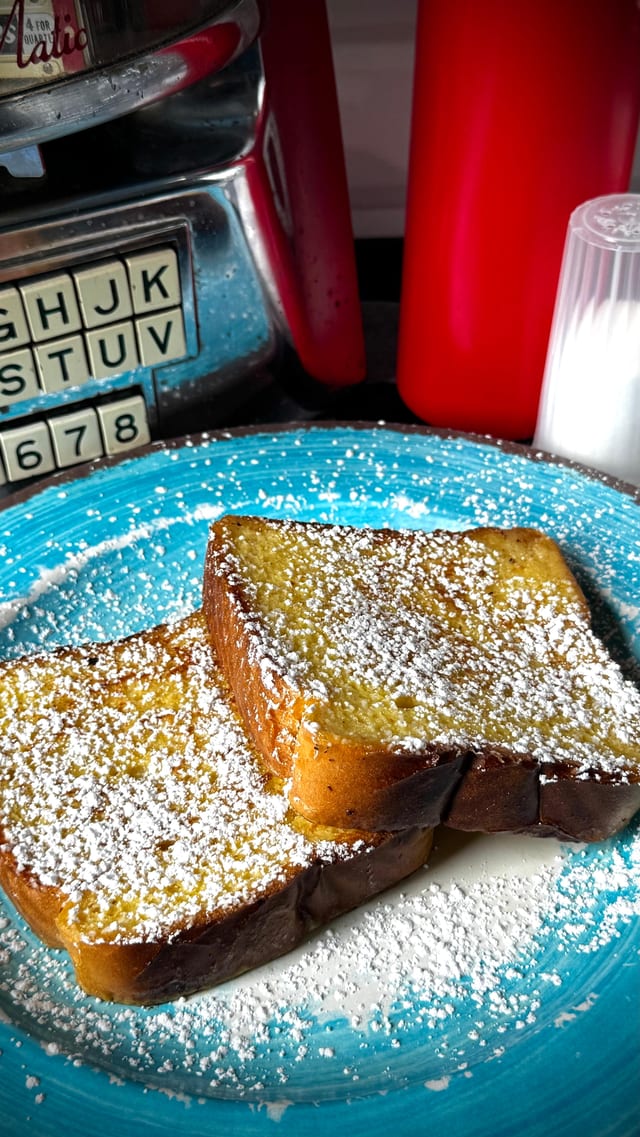 Toast*